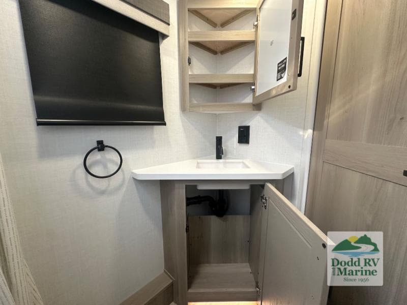 New 2026 Forest River ROCKWOOD MINI LITE 2509S - photo - 35