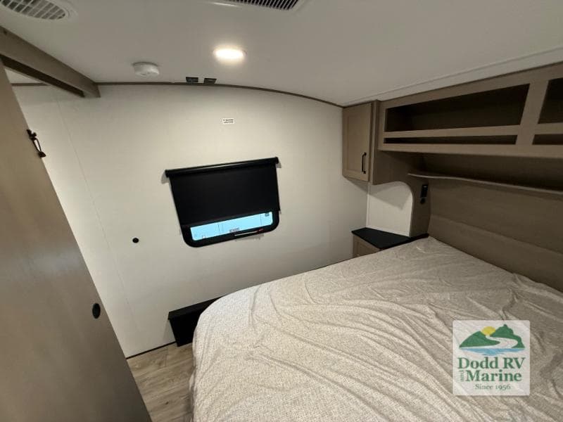 New 2027 Grand Design REFLECTION 150 SERIES 260RD - photo - 29