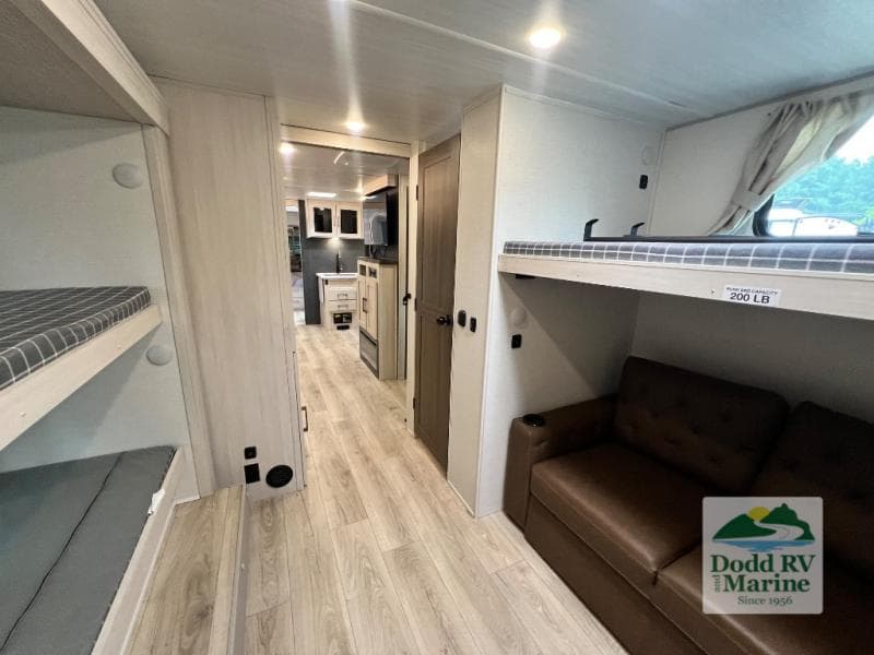 Pre-Owned 2026 Forest River, Inc. Surveyor Legend 303BHLE - photo - 6