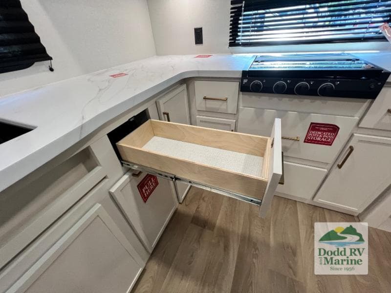 New 2027 Grand Design TRANSCEND XPLOR 285RKT - photo - 33