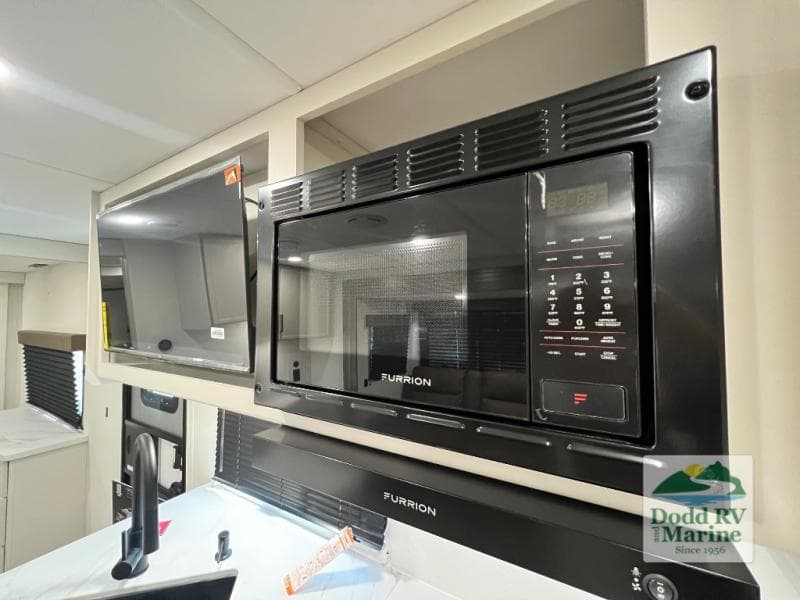New 2027 Grand Design TRANSCEND XPLOR 345DQT - photo - 19