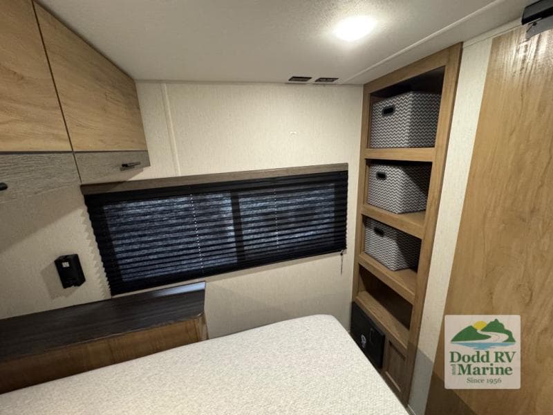 Pre-Owned 2024 Forest River CAMPSITE RESERVE 23LM - photo - 18