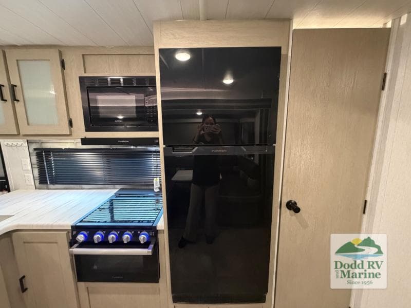 Pre-Owned 2023 Forest River SALEM CRUISE LITE 26DBUDX - photo - 11