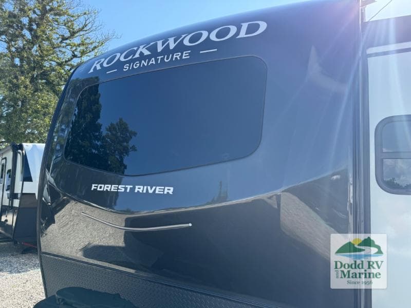 2027 Forest River ROCKWOOD SIGNATURE 8336BH Photo in Yorktown VA 23692