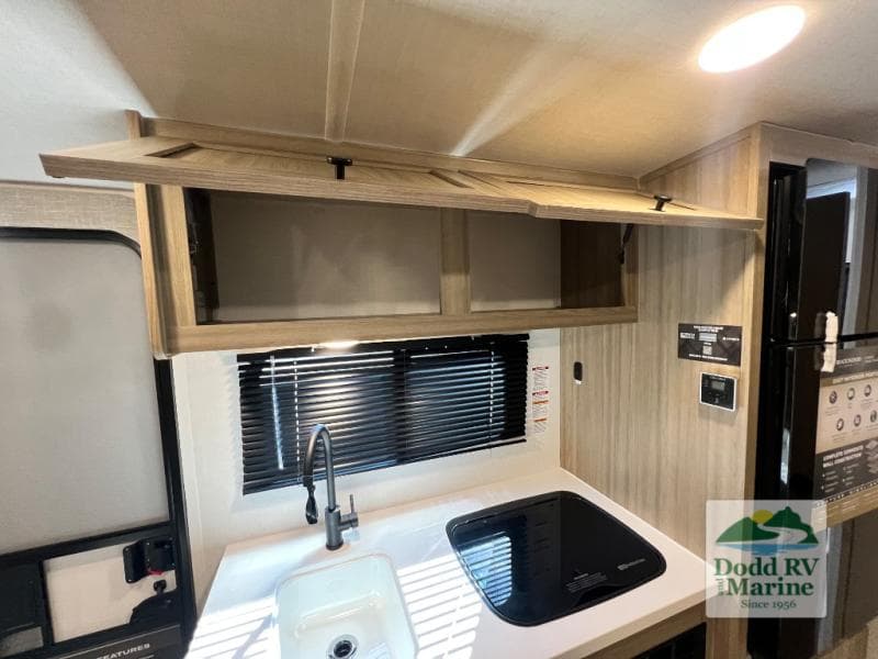 New 2027 Forest River ROCKWOOD GEO PRO 17SLE - photo - 16