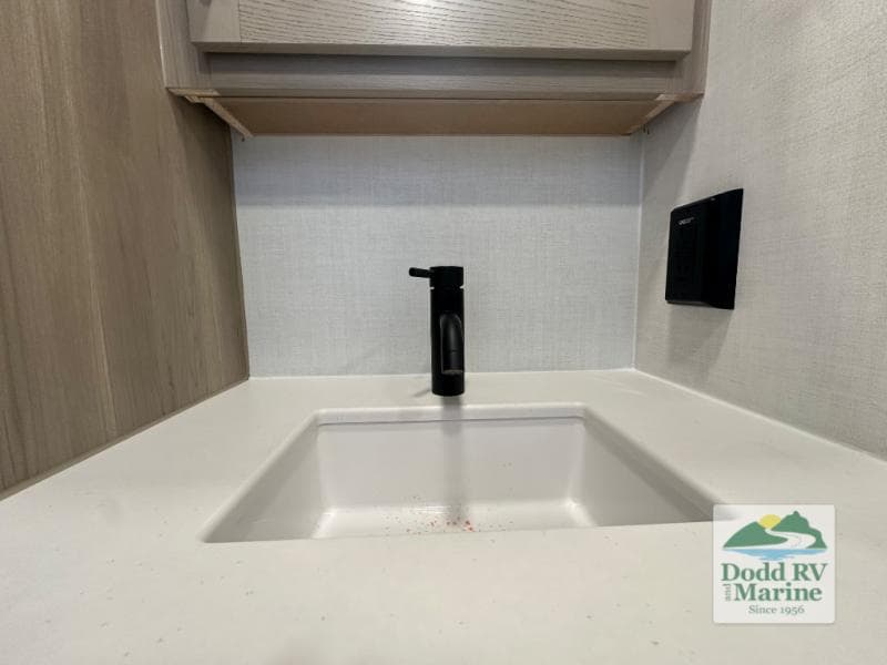New 2026 Forest River ROCKWOOD MINI LITE 2515S - photo - 34
