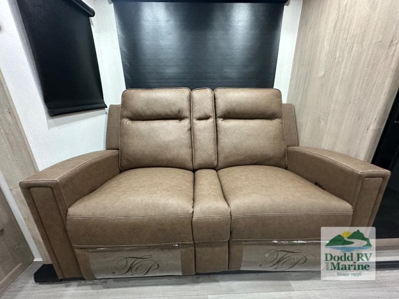 New 2026 Grand Design IMAGINE XLS 25RLE - photo - 26