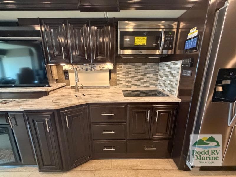 2019 Thor Motor Coach Challenger 37FH Photo in Yorktown VA 23692