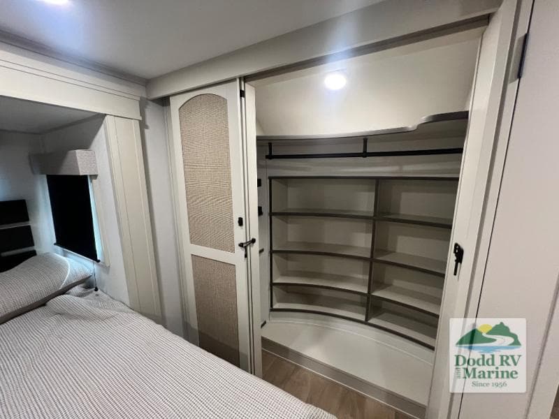 New 2026 Grand Design SOLITUDE 310GK - photo - 35