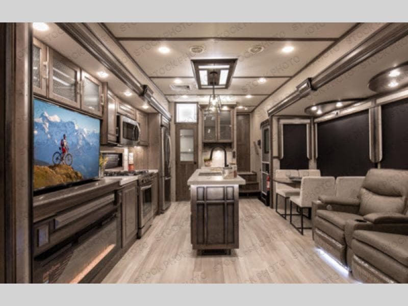 2021 Grand Design SOLITUDE 310GK Photo in Yorktown VA 23692