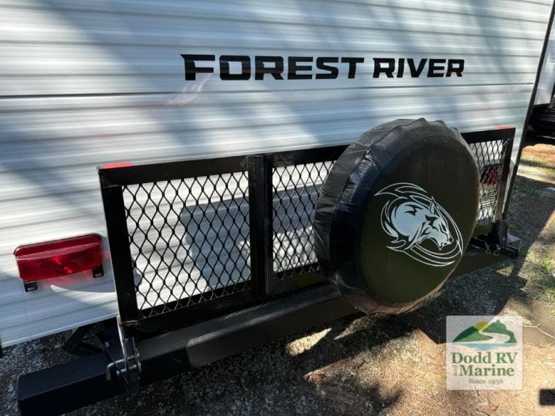 New 2027 Forest River CHEROKEE GREY WOLF 27GH-94 - photo - 42