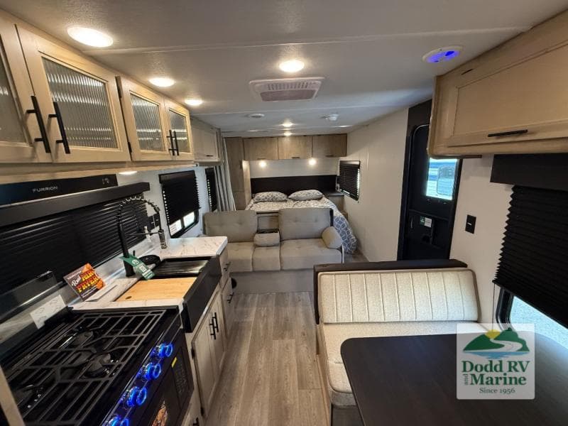 New 2027 Forest River CHEROKEE GREY WOLF 26DJSE - photo - 5