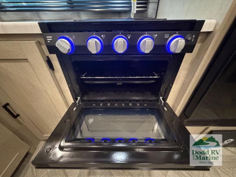 Pre-Owned 2023 Forest River SALEM CRUISE LITE 26DBUDX - photo - 10