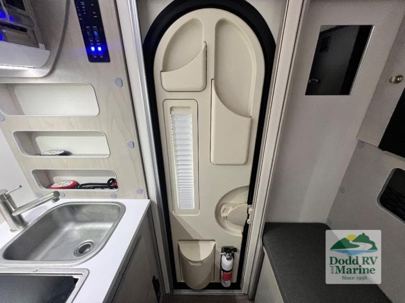 Pre-Owned 2022 Nu NuCamp 620 CIRRUS - photo - 17