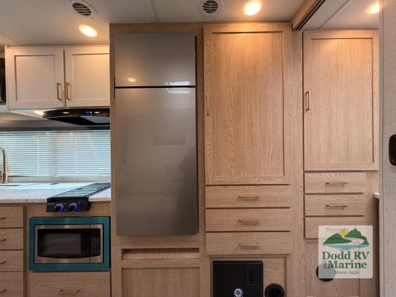 New 2026 Thor Motor Coach FOUR WINDS 24LT - photo - 22