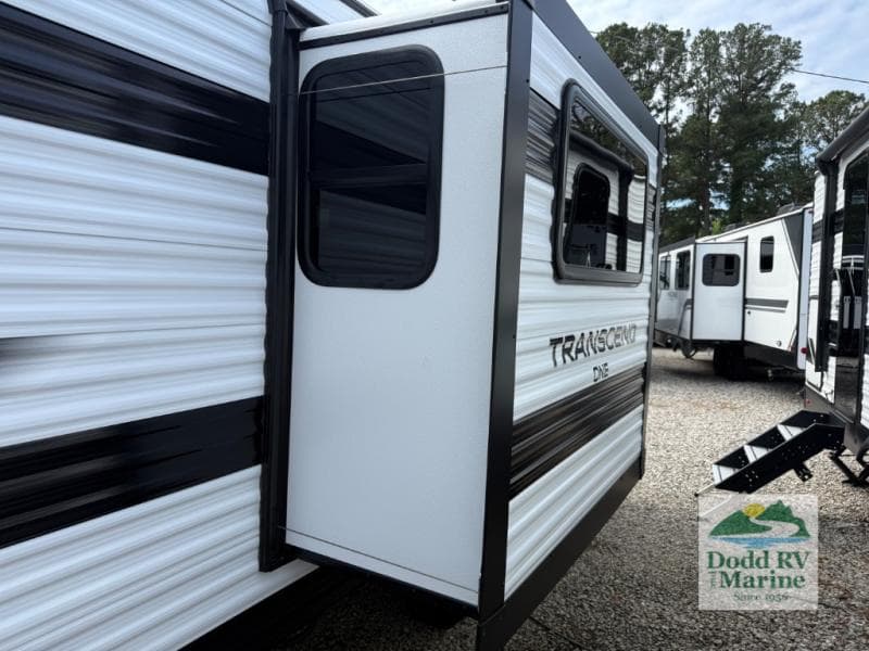 New 2027 Grand Design TRANSCEND ONE 161DB - photo - 18