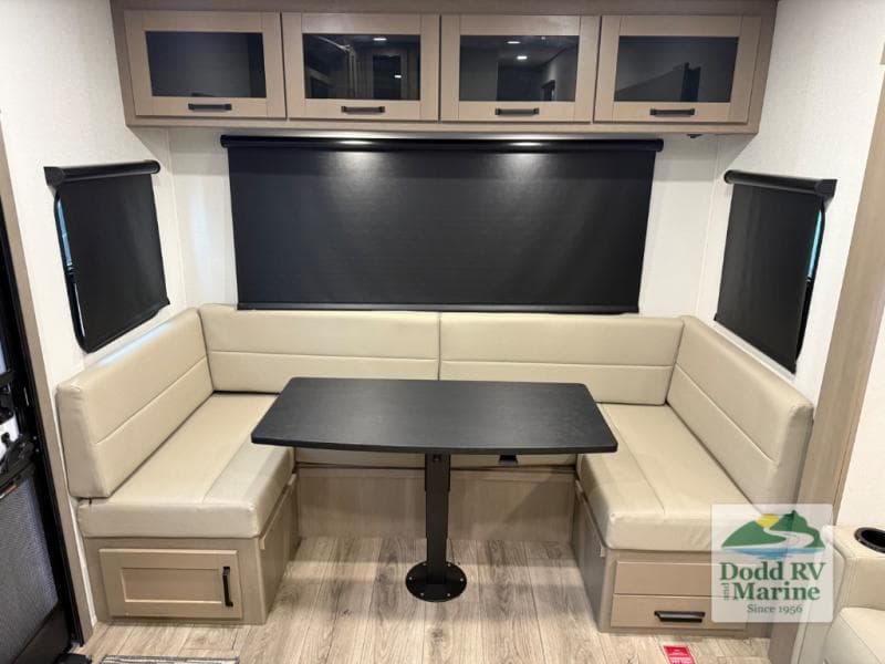 New 2027 Grand Design REFLECTION 150 SERIES 260RD - photo - 21