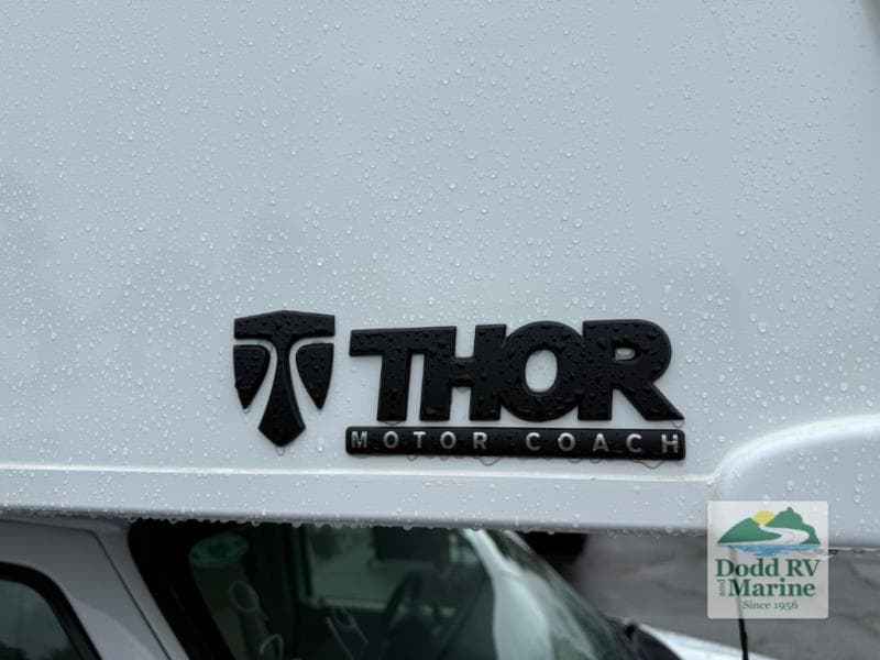 New 2027 Thor THOR FOUR WINDS 19Z - photo - 30