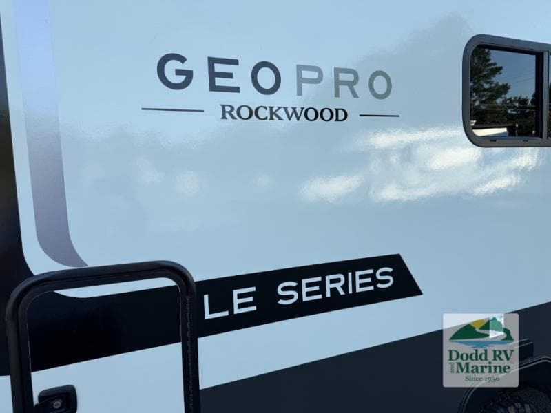 New 2027 Forest River ROCKWOOD GEO PRO 17SLE - photo - 31