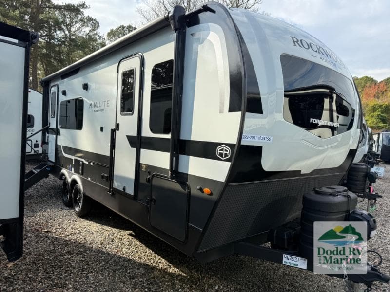 2026 Forest River ROCKWOOD MINI LITE 2515S Photo in Yorktown VA 23692