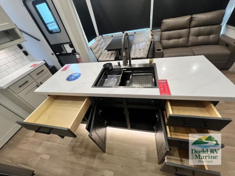 New 2026 Grand Design SOLITUDE 310GK - photo - 26