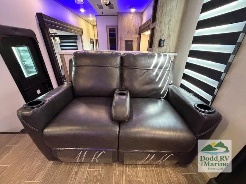 Pre-Owned 2022 Cherokee ARTIC WOLF 3990SUITE - photo - 22