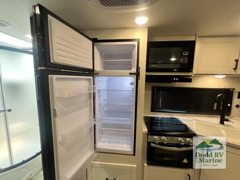 Pre-Owned 2026 Jayco JAY FLIGHT 262RLS - photo - 10