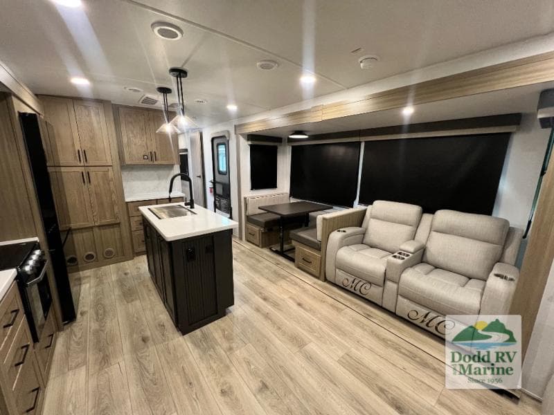 2027 Forest River ROCKWOOD ULTRA LITE RLT2916RL Photo in Yorktown VA 23692