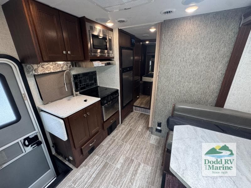 2017 Forest River FORESTER 2401R Photo in Yorktown VA 23692