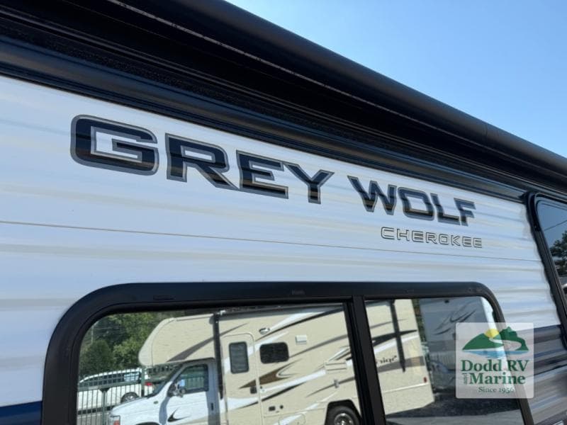 New 2027 Forest River CHEROKEE GREY WOLF 26DJSE - photo - 28