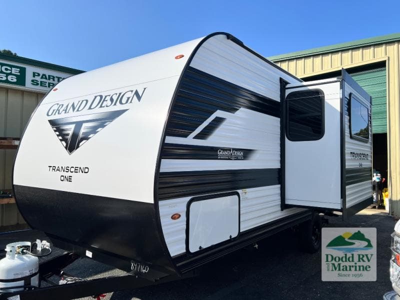 2027 Grand Design TRANSCEND ONE 161DB Photo in Yorktown VA 23692