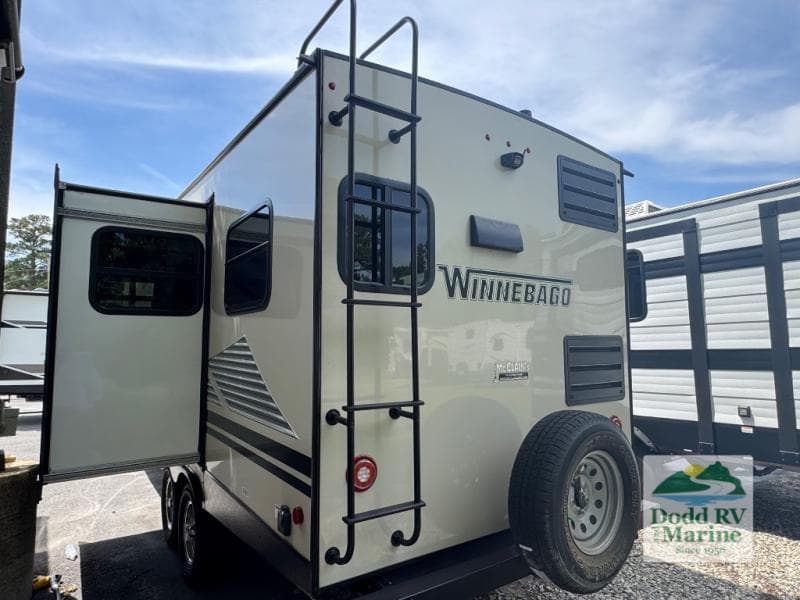 Pre-Owned 2020 Winnebago MICRO MINNIE 2405RG - photo - 20