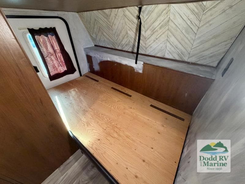 Pre-Owned 2017 Jayco Jayfeather X213 - photo - 27