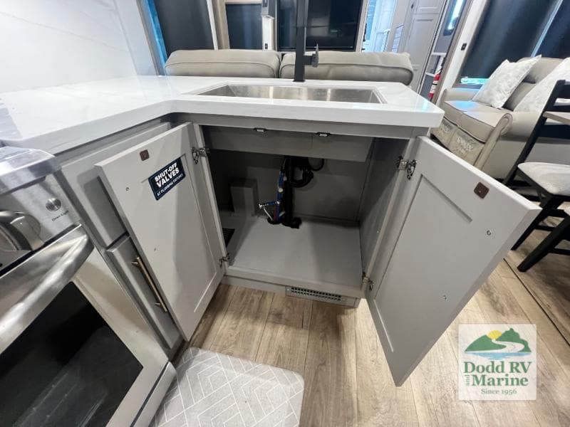 Pre-Owned 2025 Alliance PARADIGM 382RK - photo - 12