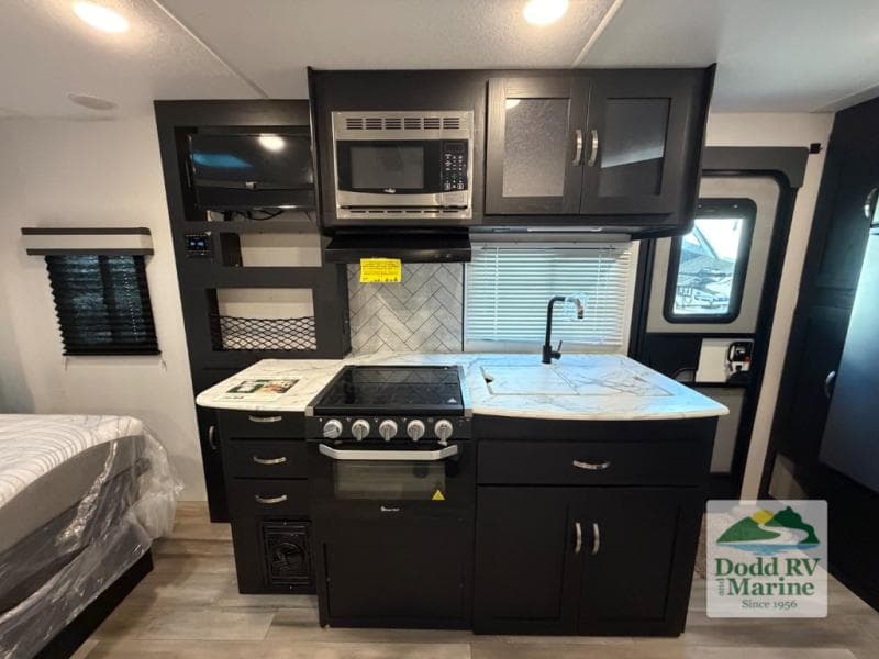 2023 Coachman Freedom Express 192RBS Photo in Yorktown VA 23692