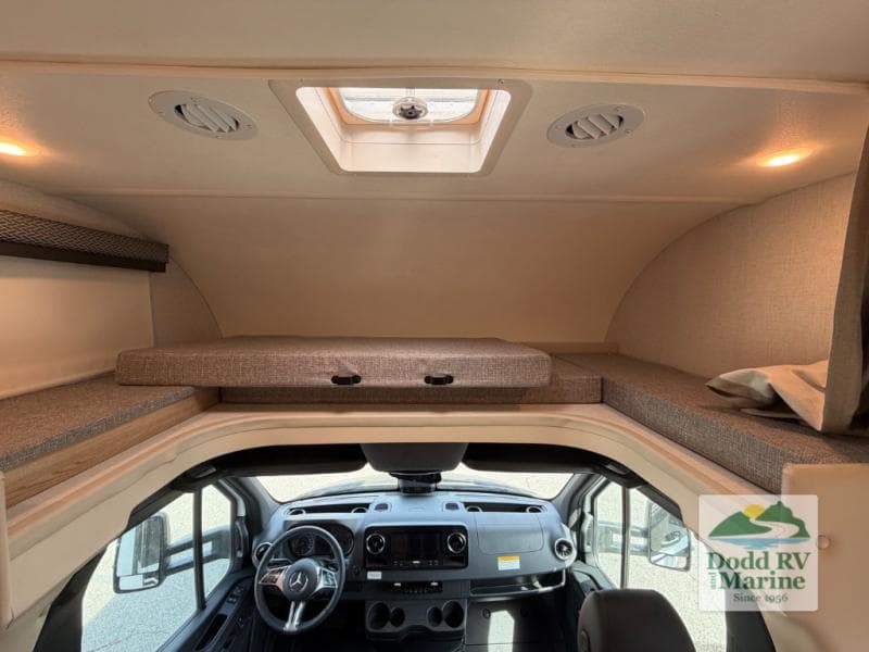 New 2026 Thor Motor Coach FOUR WINDS 24LT - photo - 29