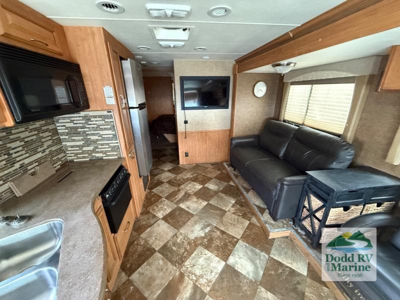 2015 Forest River Mirada 35BH Photo in Yorktown VA 23692
