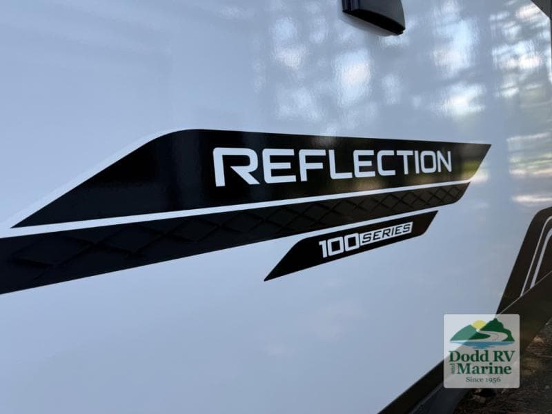 New 2027 Grand Design REFLECTION 100 SERIES 29RL - photo - 42