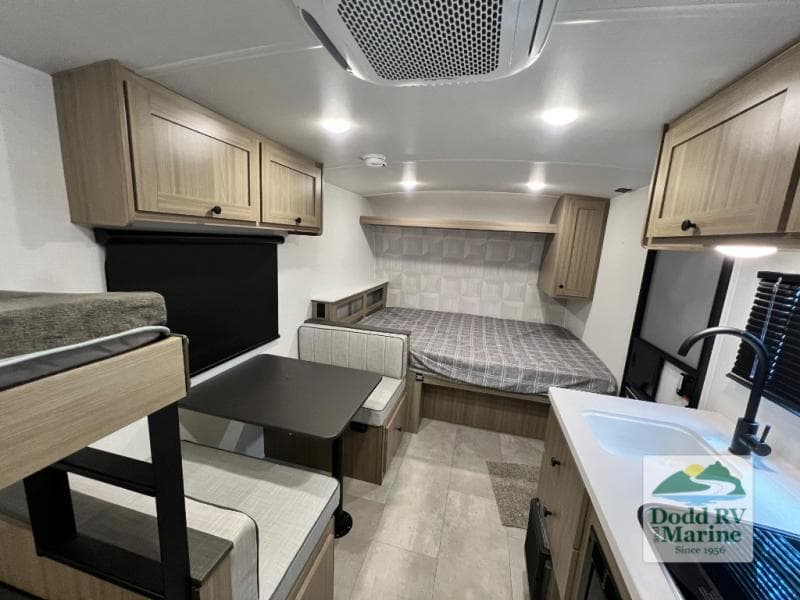 New 2027 Forest River ROCKWOOD GEO PRO 17BLE - photo - 5