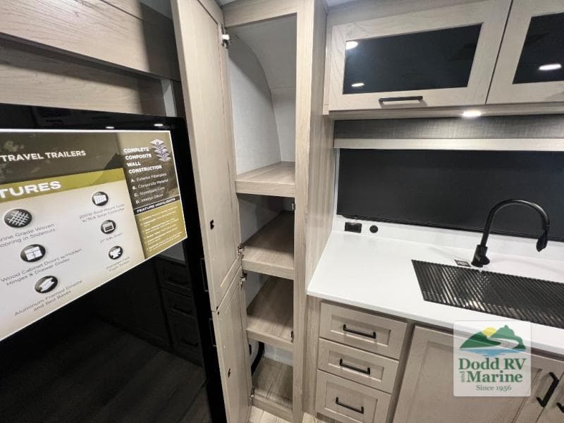 New 2026 Forest River ROCKWOOD MINI LITE 2523MBR - photo - 27
