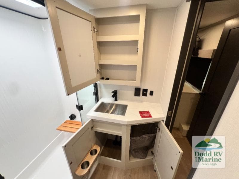 New 2026 Grand Design SOLITUDE 310GK - photo - 33