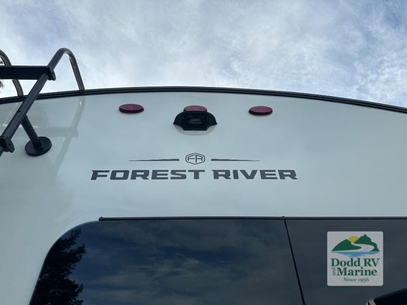 New 2026 Forest River ROCKWOOD GEO PRO 19RL - photo - 32