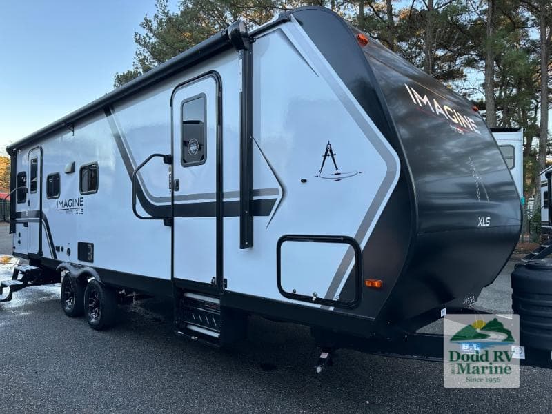 2026 Grand Design IMAGINE XLS 25RLE Photo in Yorktown VA 23692