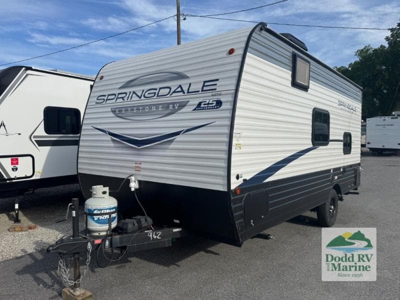 Pre-Owned 2024 Keystone SPRINGDALE 1800BH - photo - 22