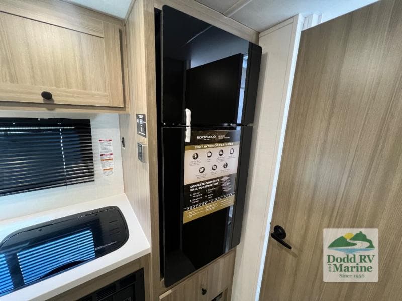 New 2027 Forest River ROCKWOOD GEO PRO 17SLE - photo - 23