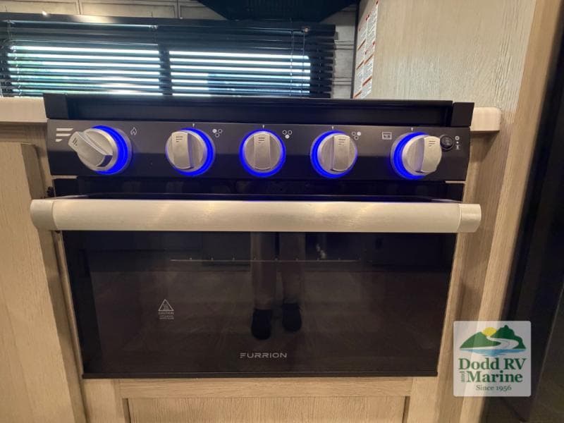 Pre-Owned 2023 Forest River SALEM CRUISE LITE 26DBUDX - photo - 9