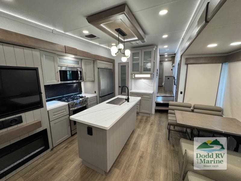 2025 Alliance PARADIGM 310RL Photo in Yorktown VA 23692
