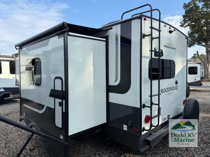 2026 Forest River ROCKWOOD MINI LITE 2515S Photo in Yorktown VA 23692
