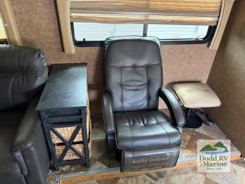 2015 Forest River Mirada 35BH Photo in Yorktown VA 23692