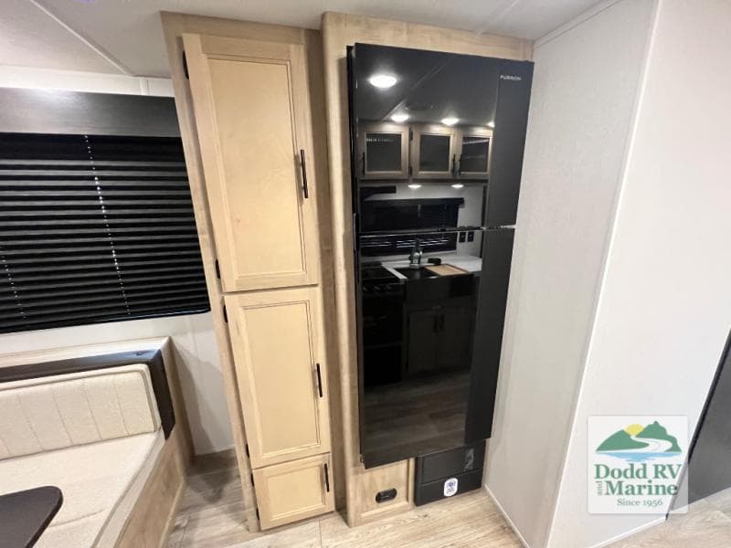 New 2027 Forest River CHEROKEE GREY WOLF 20RDSE - photo - 15